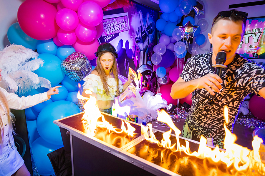 barmen-na-prazdniki бармен шоу на детском празднике